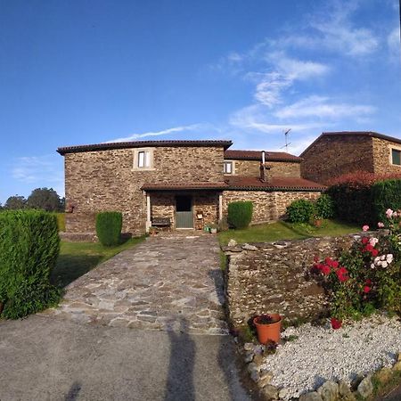 Casa O Castelo En Touro Villa Dış mekan fotoğraf